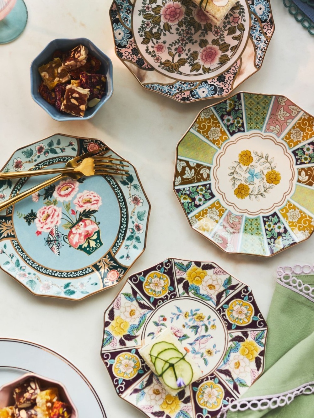 Anthropologie Bibi Pastel Floral Octagonal Dessert Plates - Blue single plate